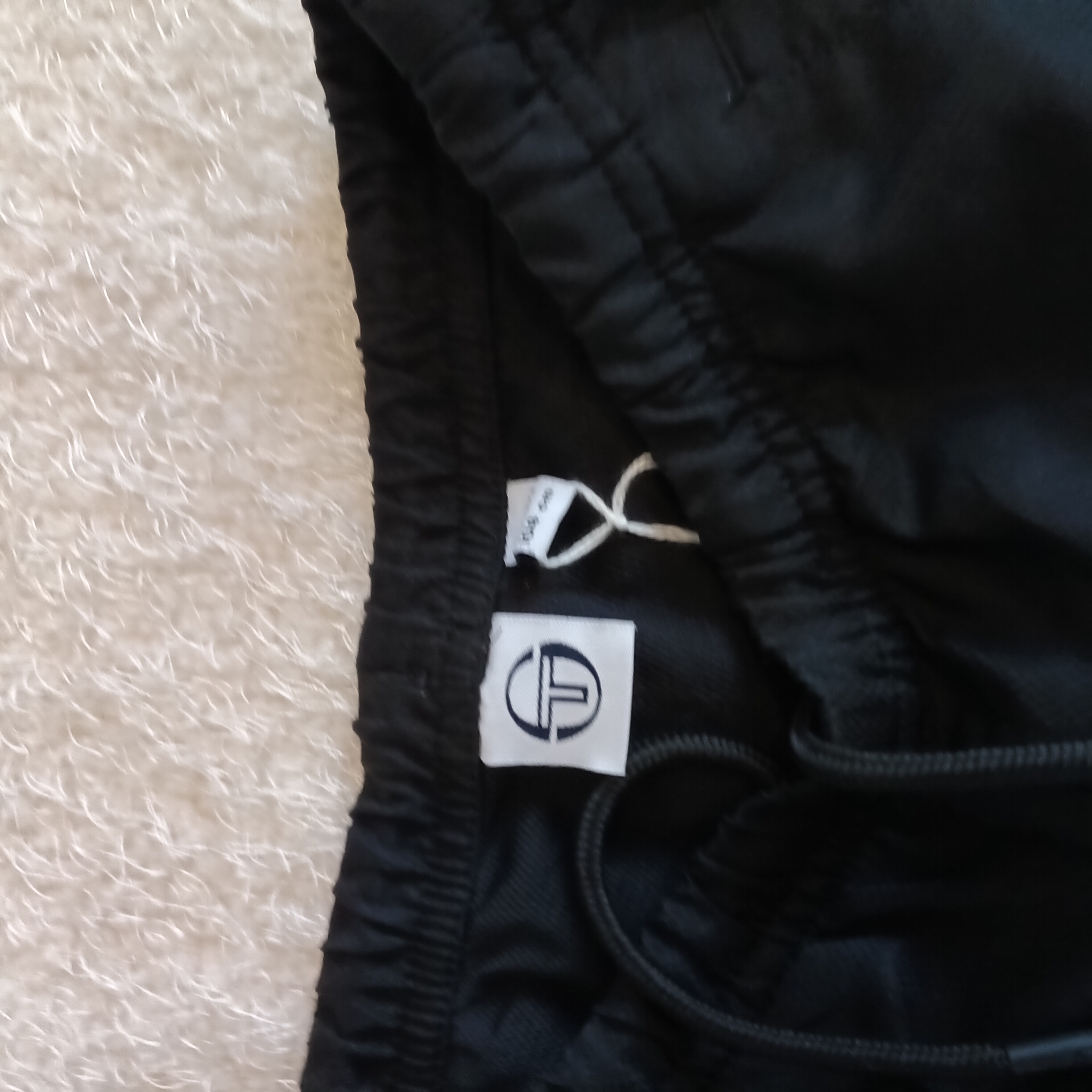 Pantalon survêtement. 1145 4